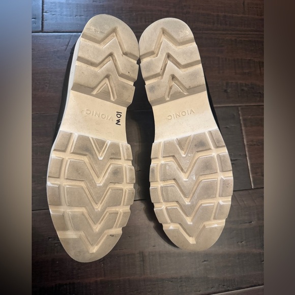 Vionic black patent leather classic preppy 90’s penny loafer size 8.5 - Picture 3 of 9